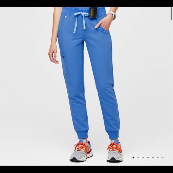 Figs Scrub Set XXS - Capri Blue Catarina- Scrub Top and Jogger Scrub Pants - Picture 3 of 4